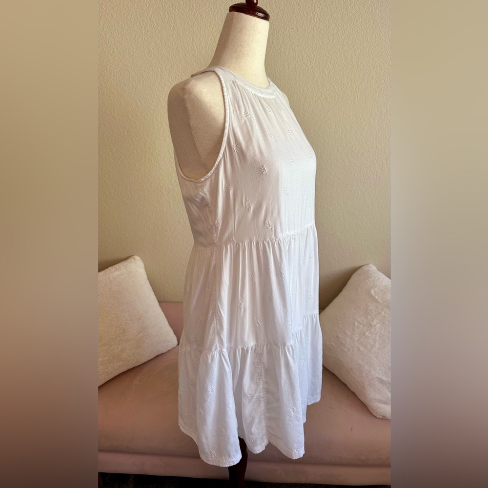 OLD NAVY White Eyelet Embroidered Swing Tiered Mini Dress Women’s S Cottagecore - Picture 2 of 12
